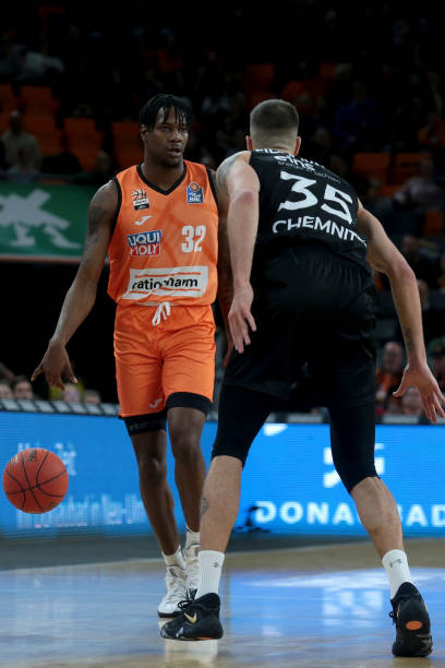 版带长尾关 版带长尾关